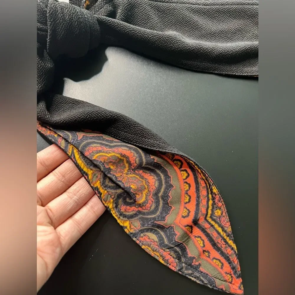 Free People Black Paisley Pop Crop Tank Size Medium EUC